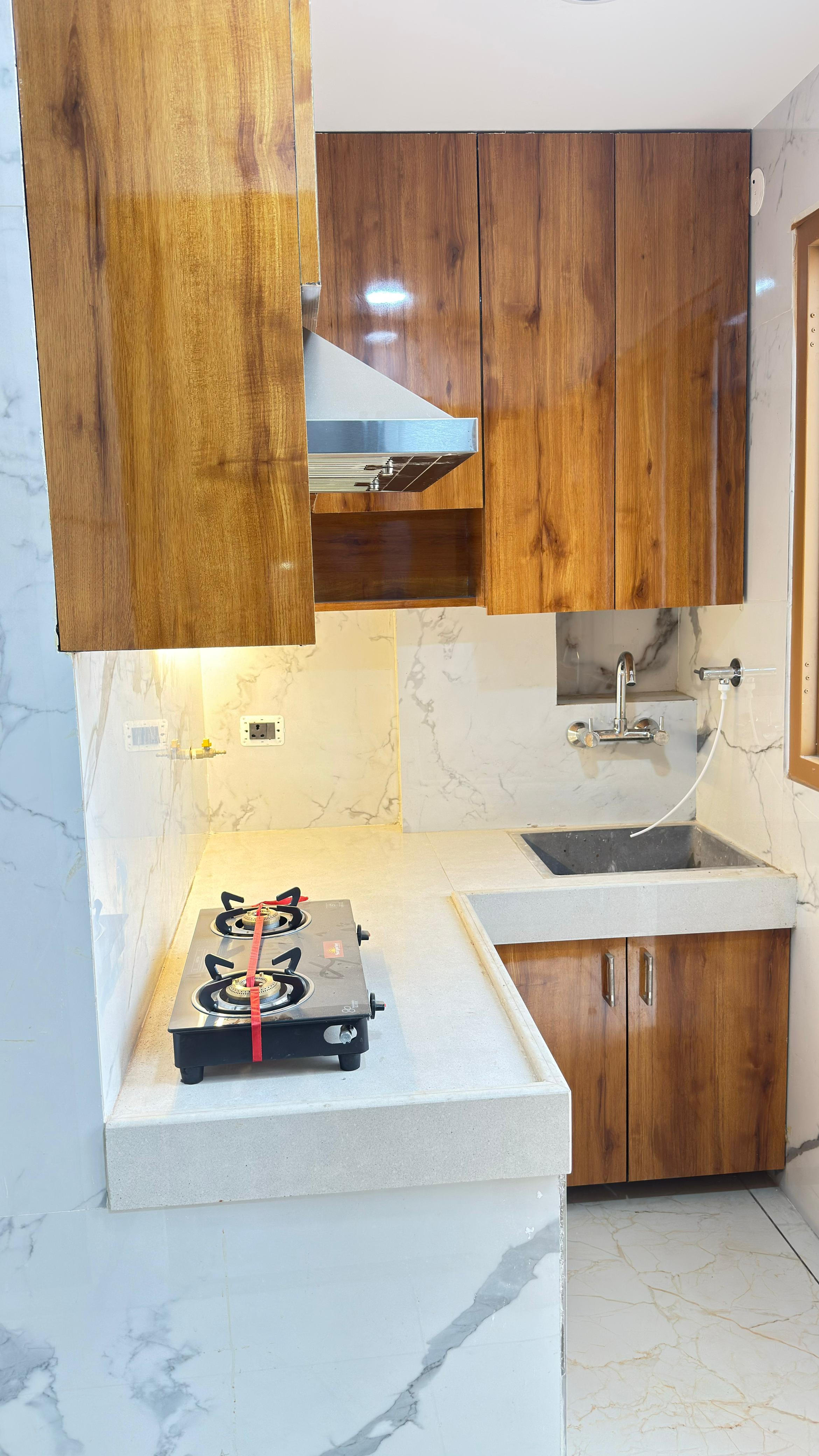 Ishwar studios Apartment image 3